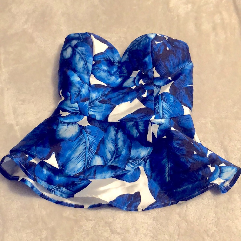 Windsor blue palm sweetheart top